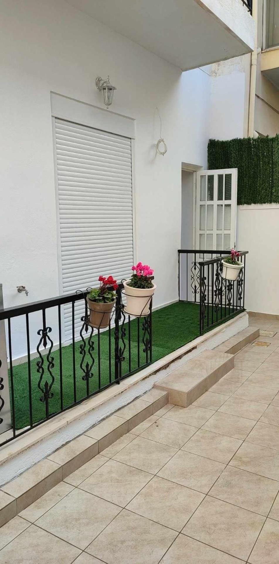 Elegant & Modern Apartment Near To Athens Riviera Piræus Eksteriør billede